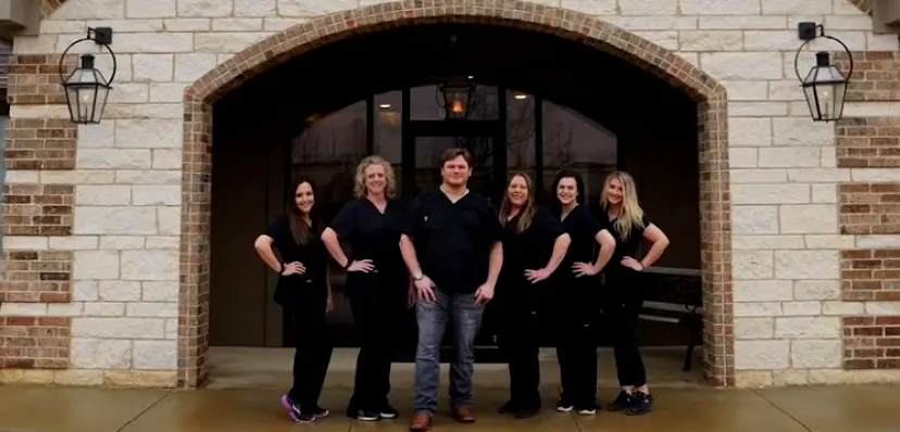 Ashdown Dental Clinic- Reese Lunsford D.D.S.