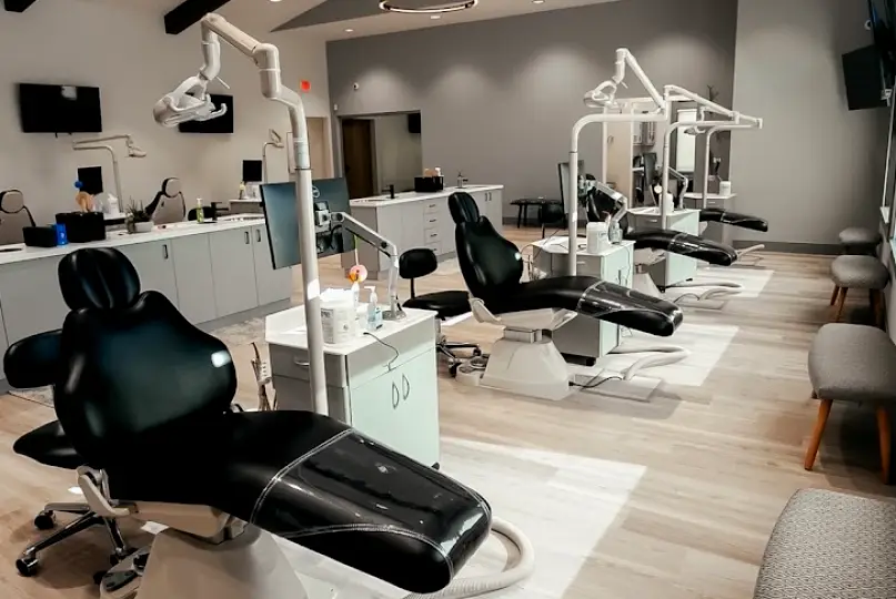  Canton Kragor Orthodontics