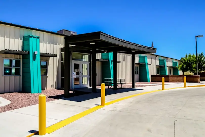Sanders Nahata' Dziil Health Center