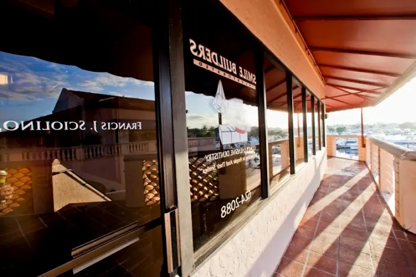 Palm Beach Gardens Smile Builders General & Cosmetic Dentistry