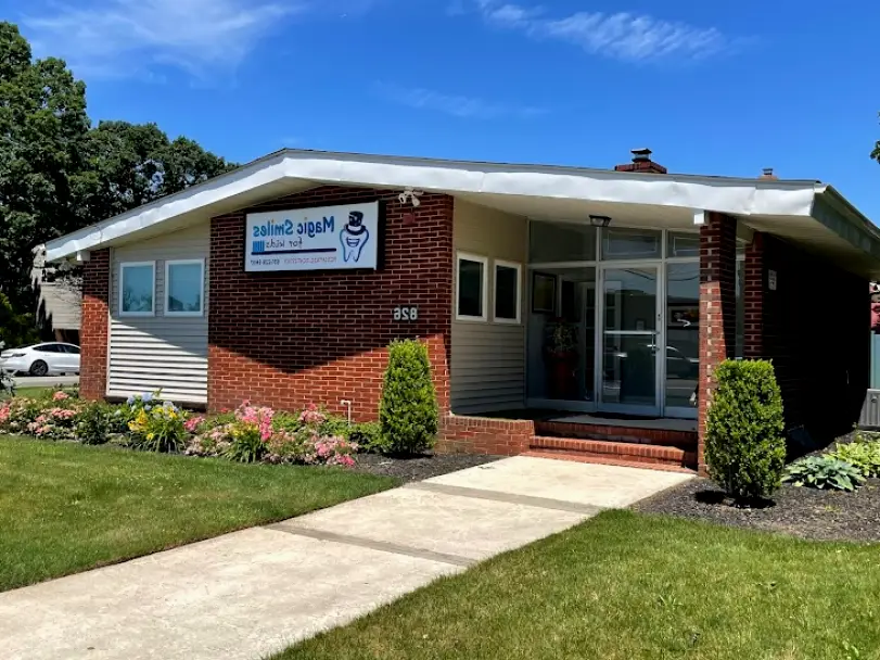 Lindenhurst Magic Smiles for Kids