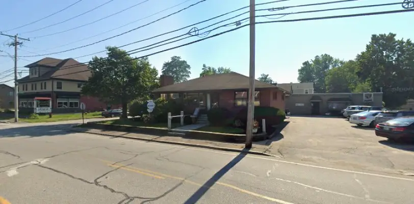 Manchester Dr. Courtney - Dentist