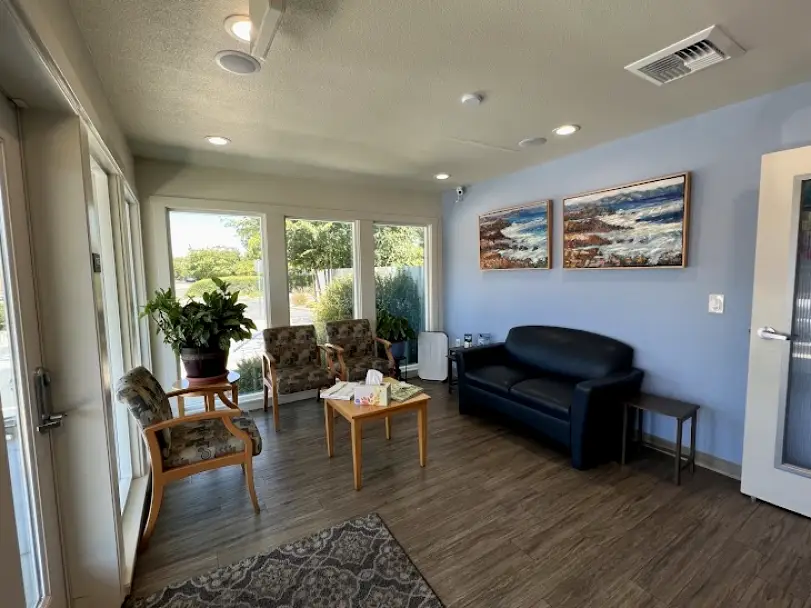 Sacramento Lifetime Smiles - Tex Mabalon, DDS