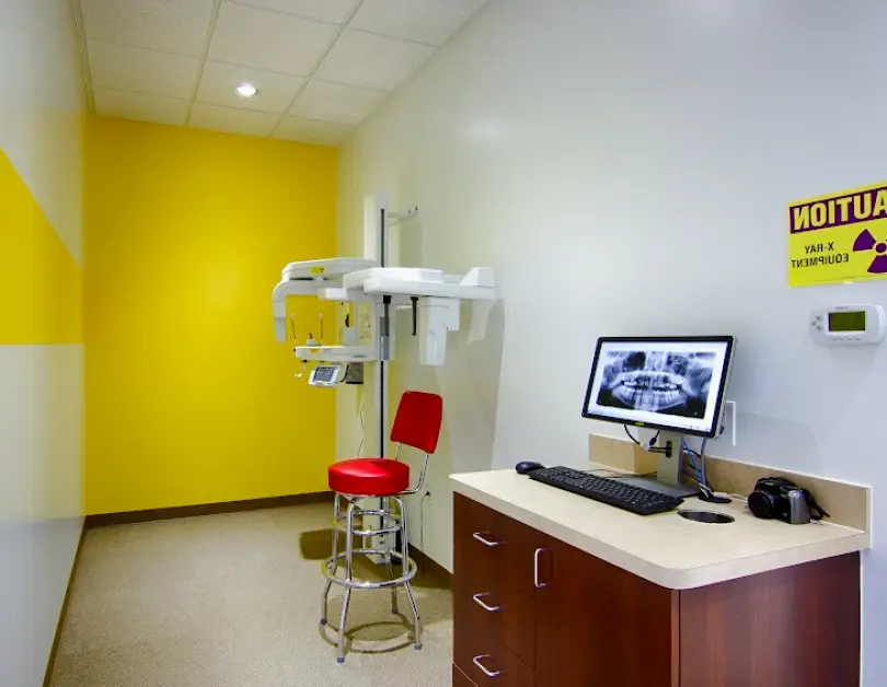 AvA Orthodontics & Invisalign of League City