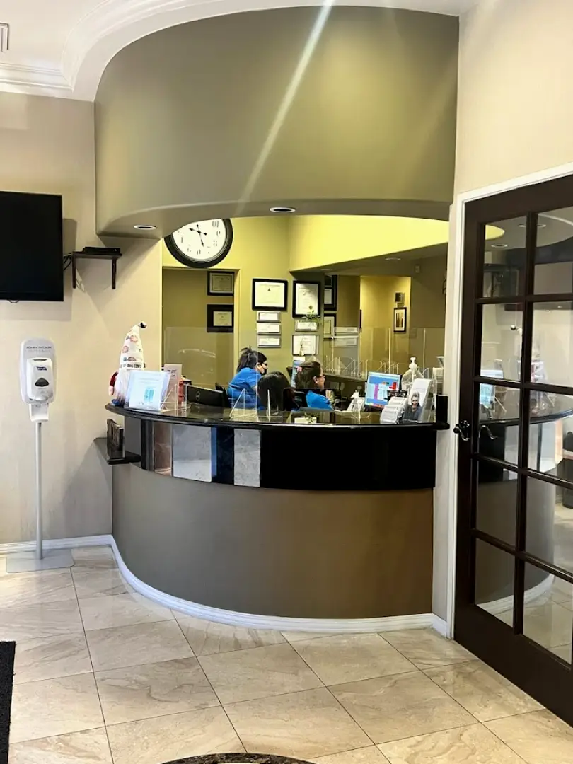 Brea Santa Rosa Dental Office - Prosthodontics