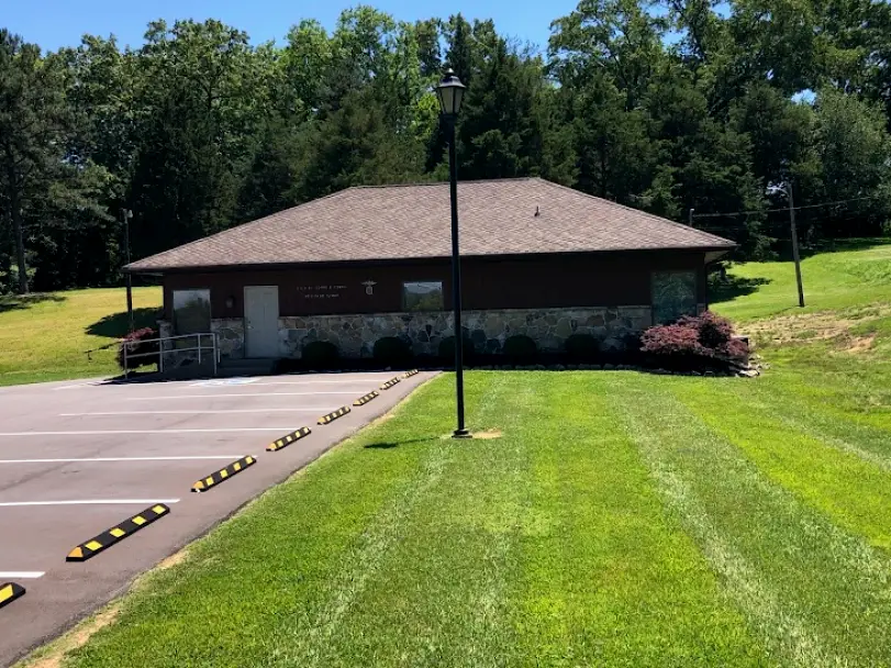 Strawberry Plains James R. Bragg, Jr., DDS