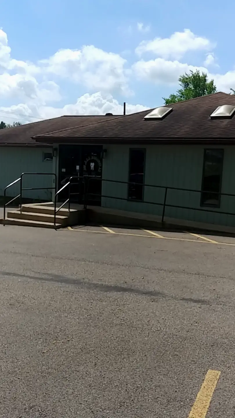 Zanesville TJ Edwards DDS, Inc