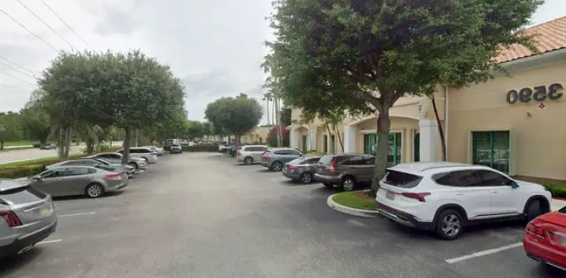  Delray Beach Dr. Jason Berg, DDS