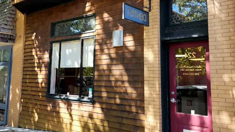  Point Richmond Dental Studio