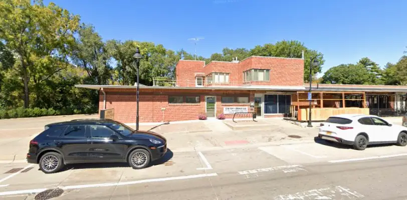 Iowa City Melrose Dental Office: Shawn Hedlund & David Foreman