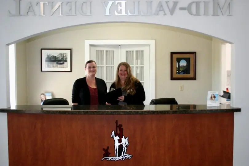 Philomath Mid-Valley Dental Associates: Taylor Bennion, DMD