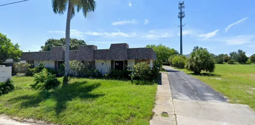 Bradenton Mathews w Robert DDS