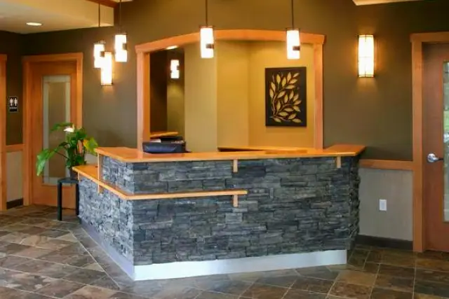 Collins R Charlie DDS Mount Vernon Dentist