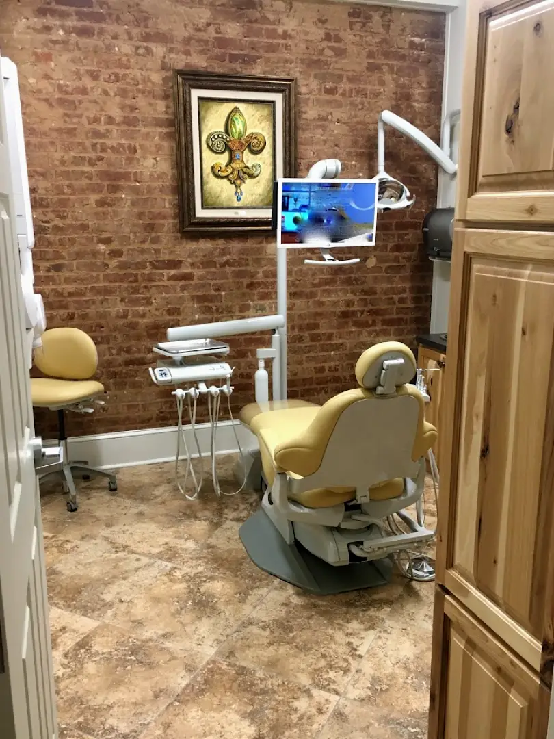 Louisiana Dental Center - New Orleans, Magazine St
