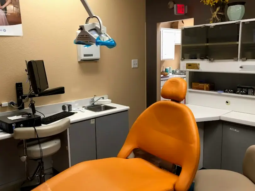 The Grand Prairie Dentist- Dental Implants and family Dentistry