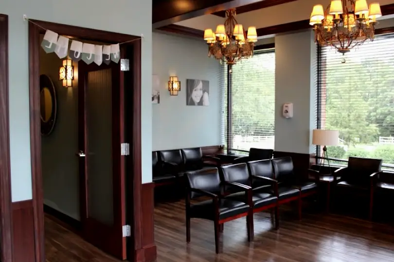 Centreville Dr. Edison Abril DDS, MSD Periodontics | Implant Surgery