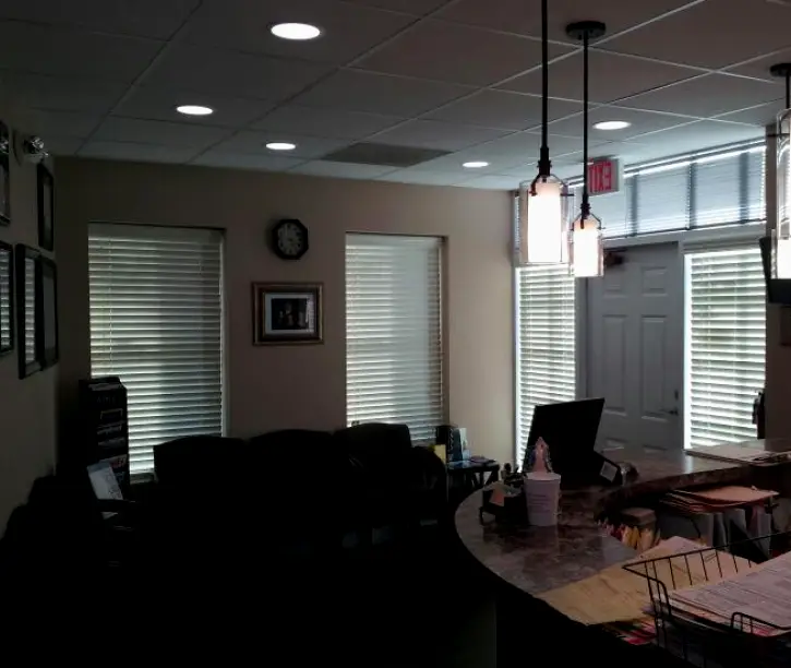 Upper Marlboro Dr Roh Family Dentistry / Dr. Yoonchul Roh, DMD, FAGD, FICOI