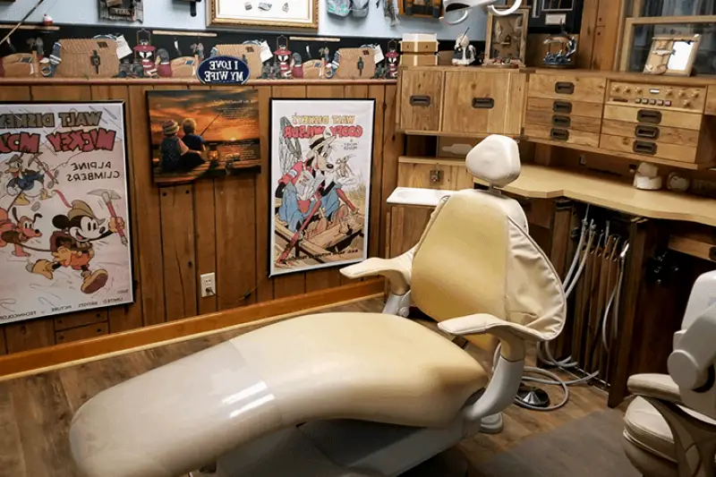 Kenosha Dr. Rand A. Lee, D.D.S. Dentist