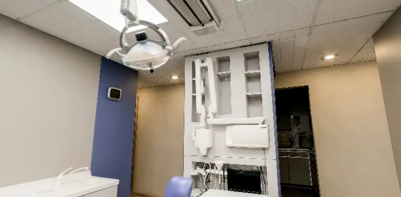 Manhasset Dr. Alan Sezer, DDS