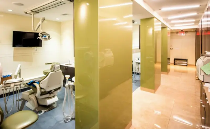  Flushing Beam Dental