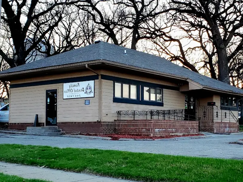  Des Moines Park Avenue Family Dental