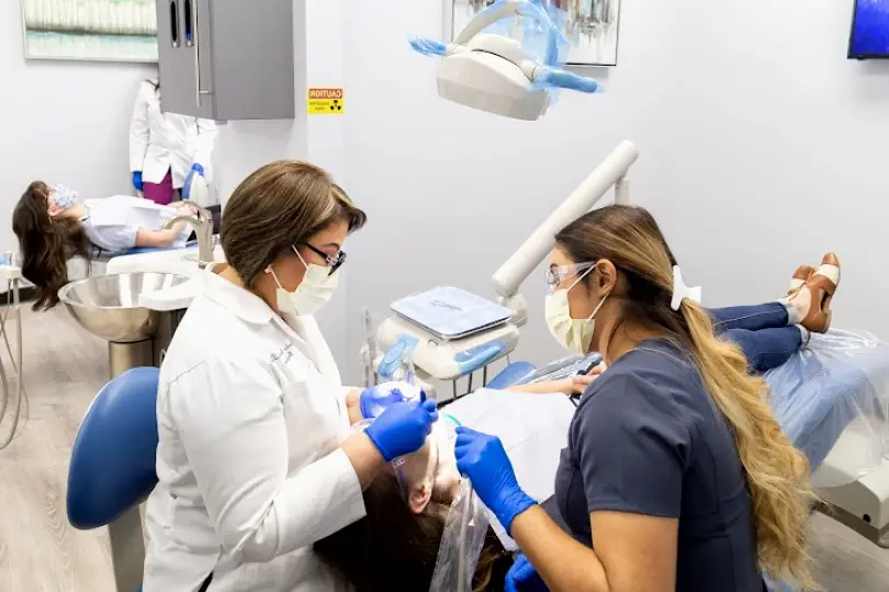 Brays Oaks Cisneros Dental Group - Cisneros Family Dentistry