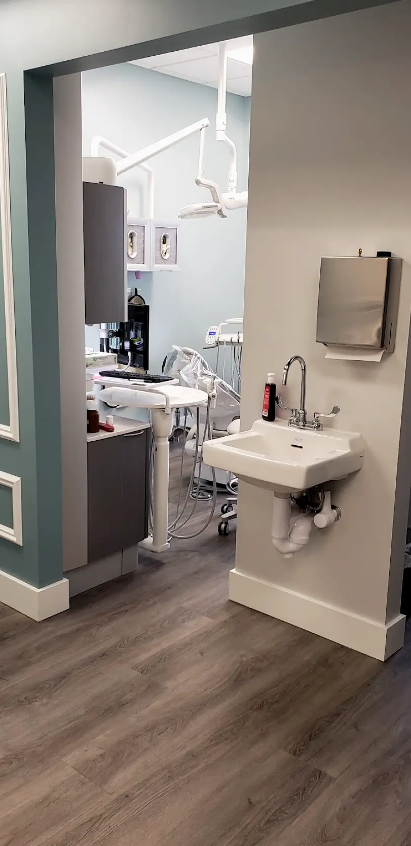 Wichita Endodontics West