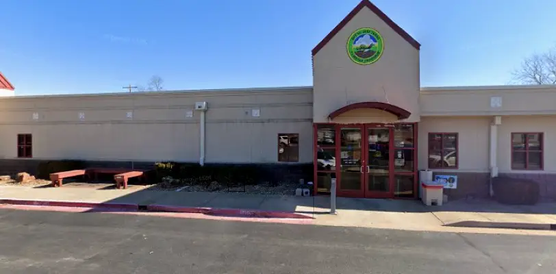 Sapulpa Indian Health Center: Woodard David R DDS