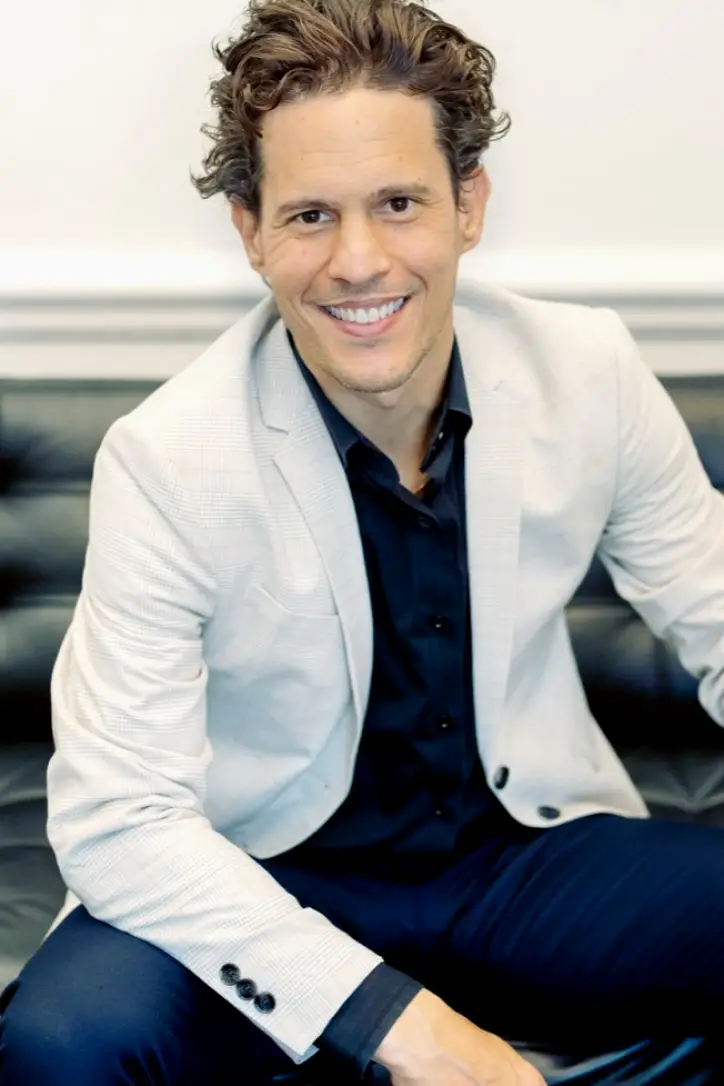 St. Petersburg RM Advanced Center for Cosmetic Dentistry: Roberto Macedo, DDS, MS, PHD