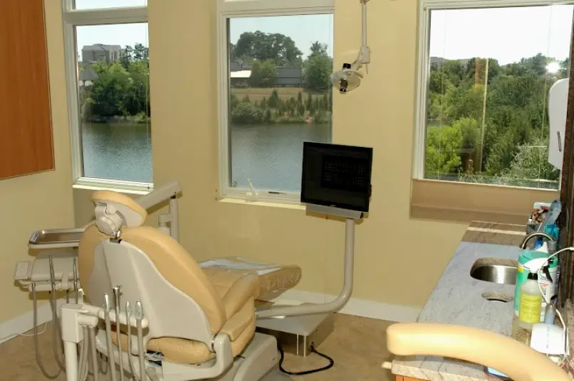  Sterling Nawaz Mirweiss DDS