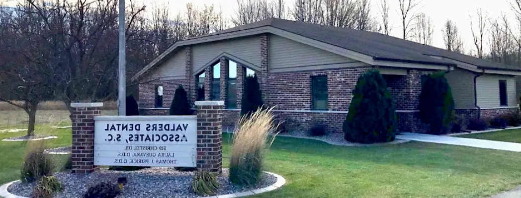 Valders Dental Associates