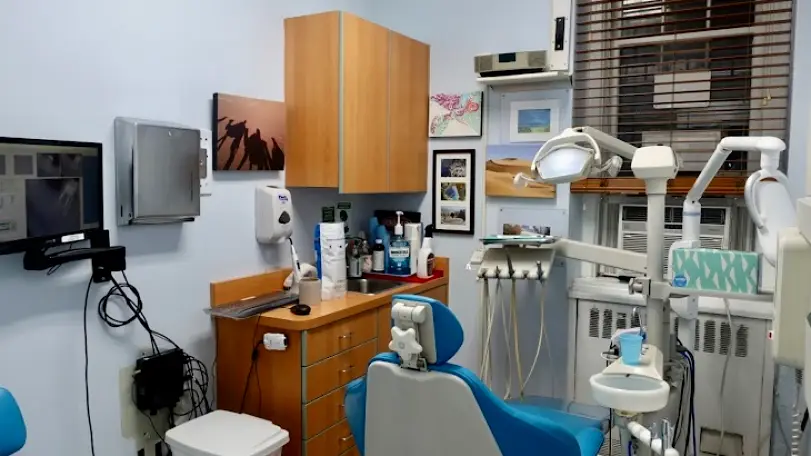  New York Dental Arts at Lexington & 63rd St.