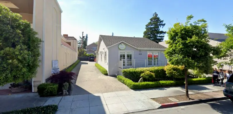 San Carlos Endodontics - Dr. Lynne Baldassari-Cruz - Board Certified Endodontist