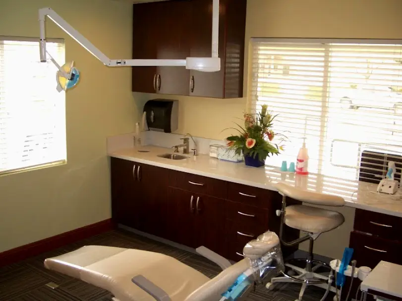  Elk Grove Aesthetic Family Dentistry