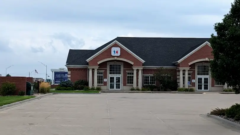 Grand Island Pediatric Dental Specialists: Lokwood E H DDS