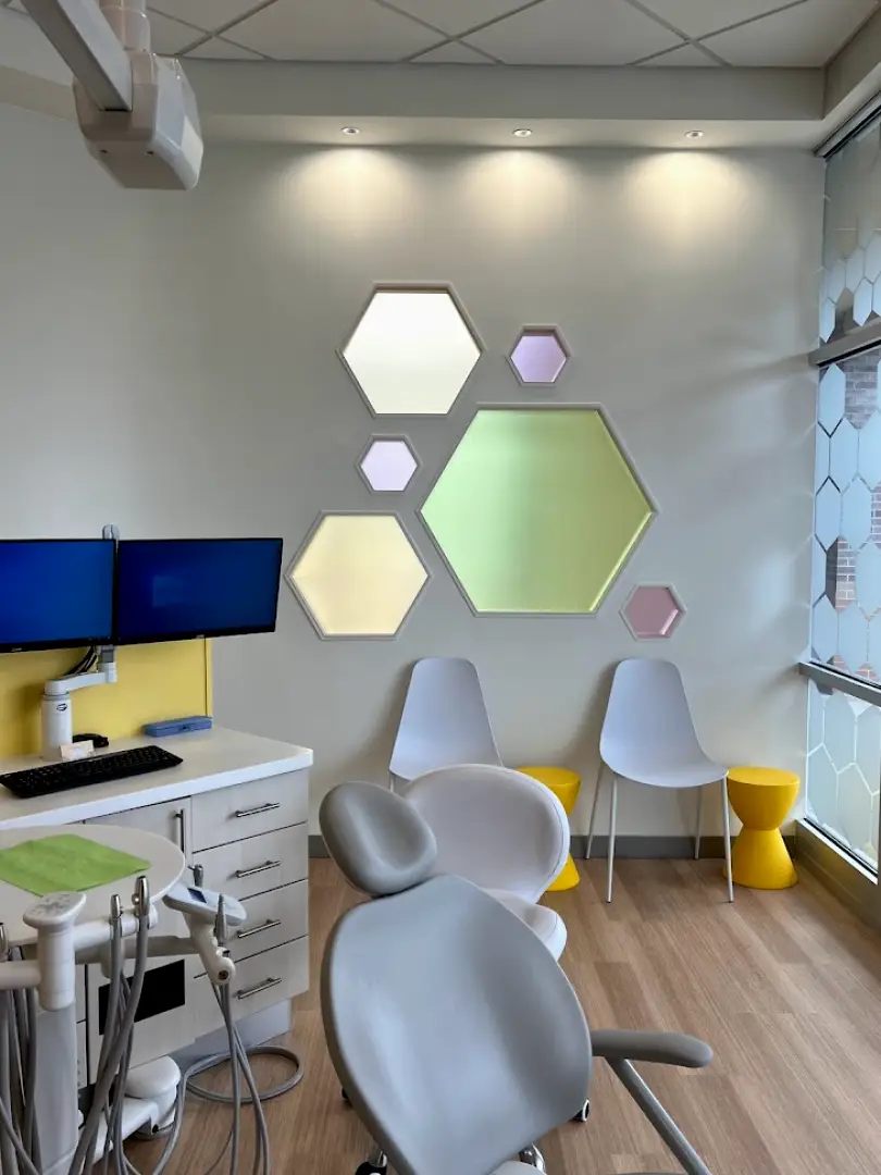 Lenexa Honey Bee Pediatric Dental CO
