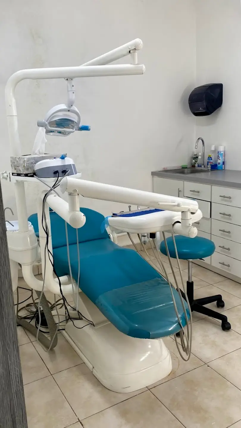 Cabo San Lucas Dentista Dra. Dora Galván