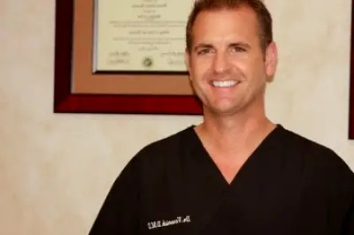  Clearwater Dr. Vincent Veronick D.M.D.,P.A.
