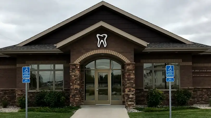 Dilworth Edeen Family Dentistry