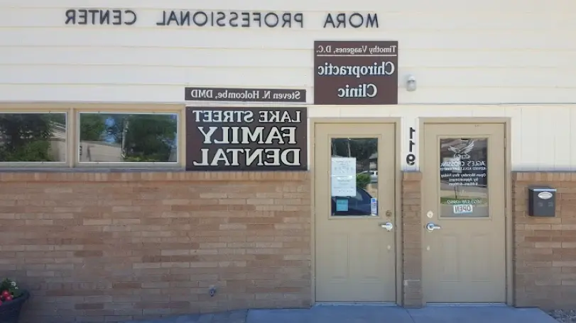 Mora Lake Street Family Dental