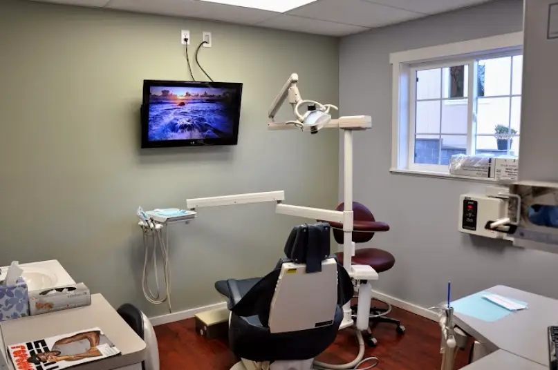 Newport Canyon Way Dental Clinic