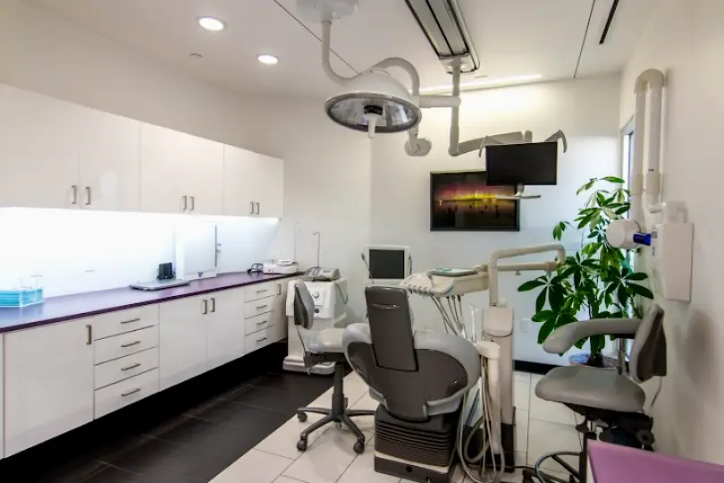 San Gabriel Dr. Steven W. Huang, DDS