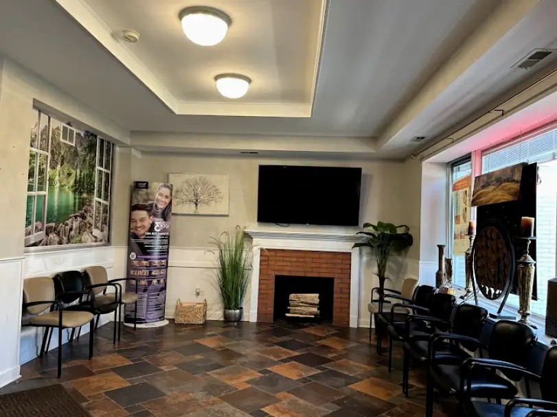 Elgin Mahairi Dental Center: Mahairi Amjad DDS