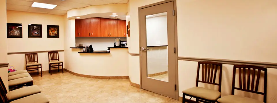 Falls Church Dr. Long D. Pham, DDS