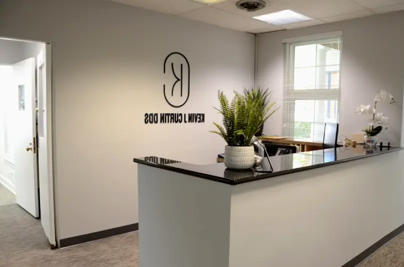 Winnetka Kevin J. Curtin, DDS