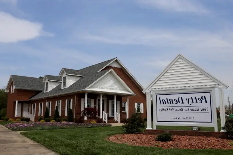 Tullahoma Petty Dental