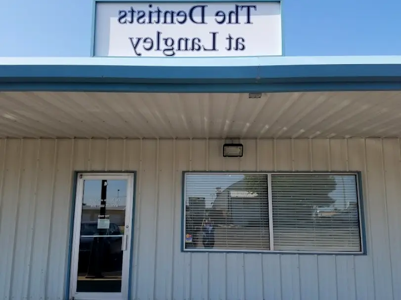 Dentists At Langley