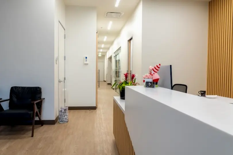 Valencia Chukhman Dental Studio