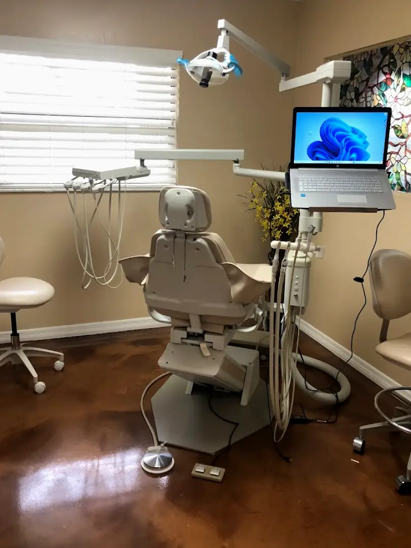Tarpon Springs Blueberry Dental - Dr. Kalinowska Szyszka