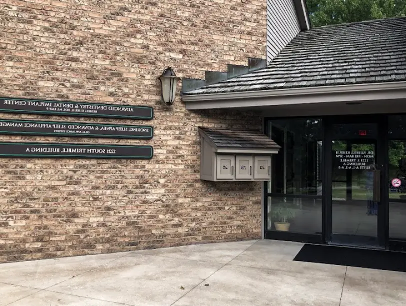 Mansfield Dr. Russell Kiser DDS